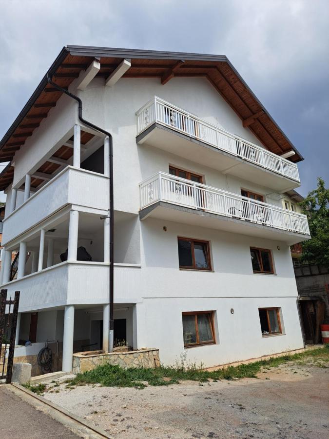 Apartments Neyla Σαράγεβο Εξωτερικό φωτογραφία
