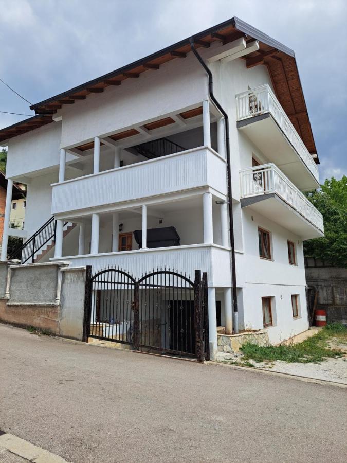 Apartments Neyla Σαράγεβο Εξωτερικό φωτογραφία